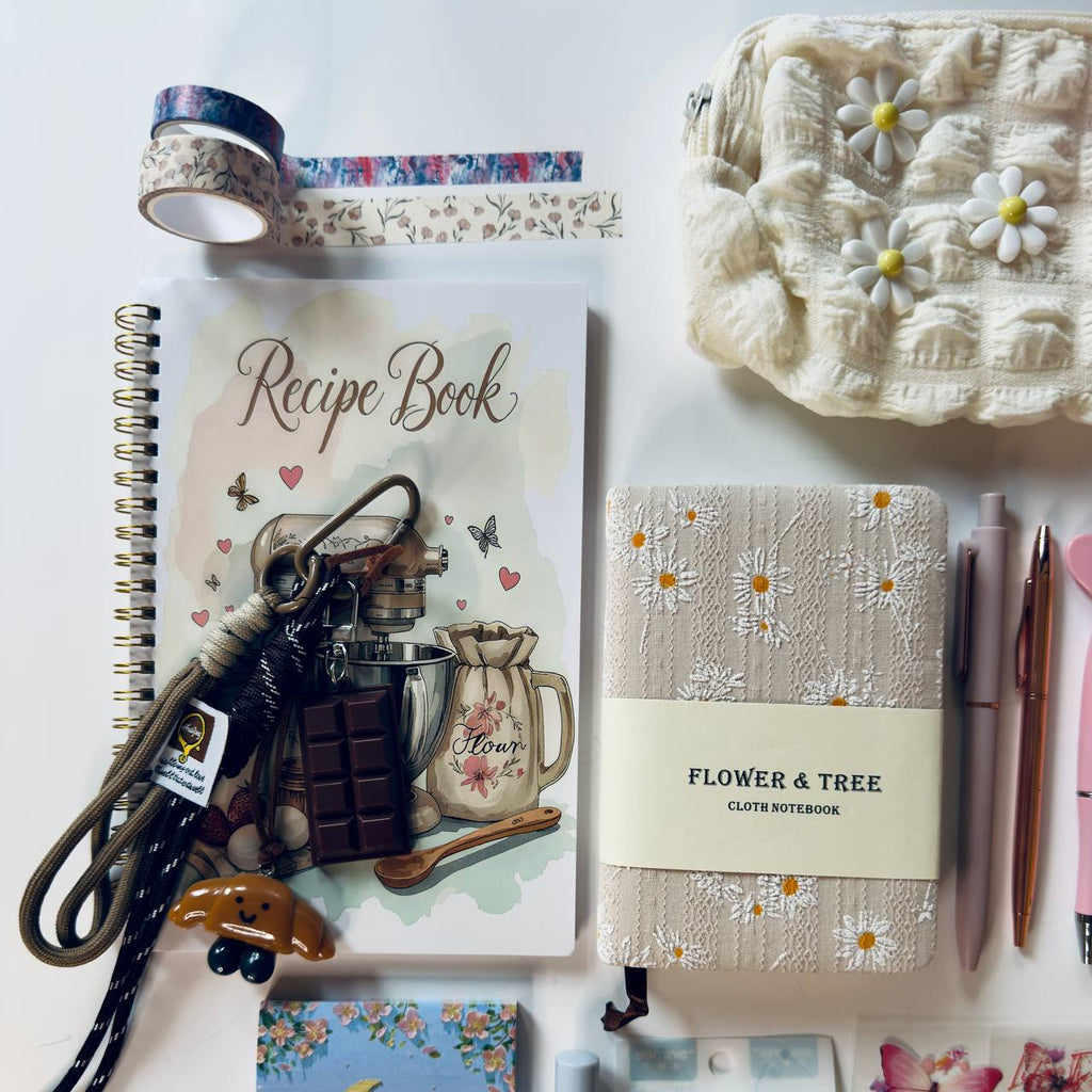 Floral Gift Box 🌸  – Cozy Aesthetic Bundle