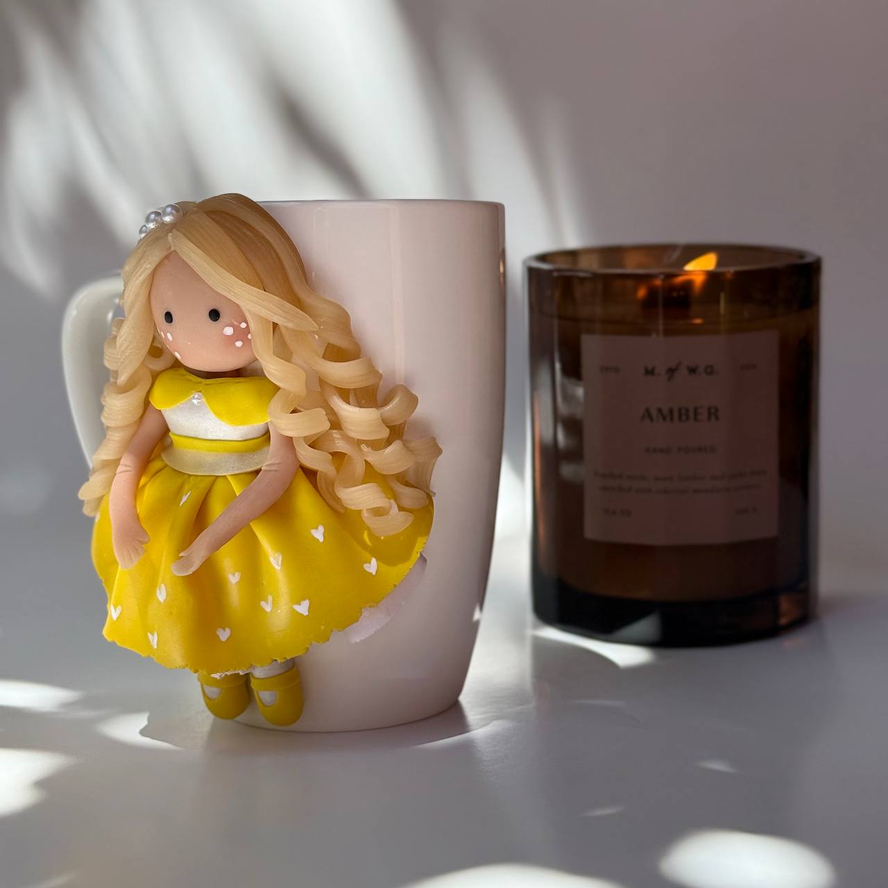 Minimal Face Doll Mug
