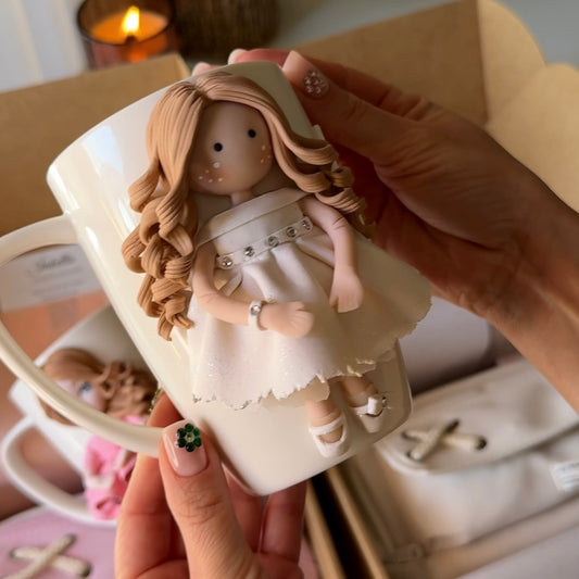 Minimal Face Doll Mug