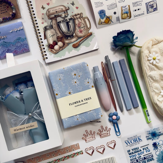 Blue Floral Gift Box 🩵 – Cozy Aesthetic Bundle (A6 Notebook)